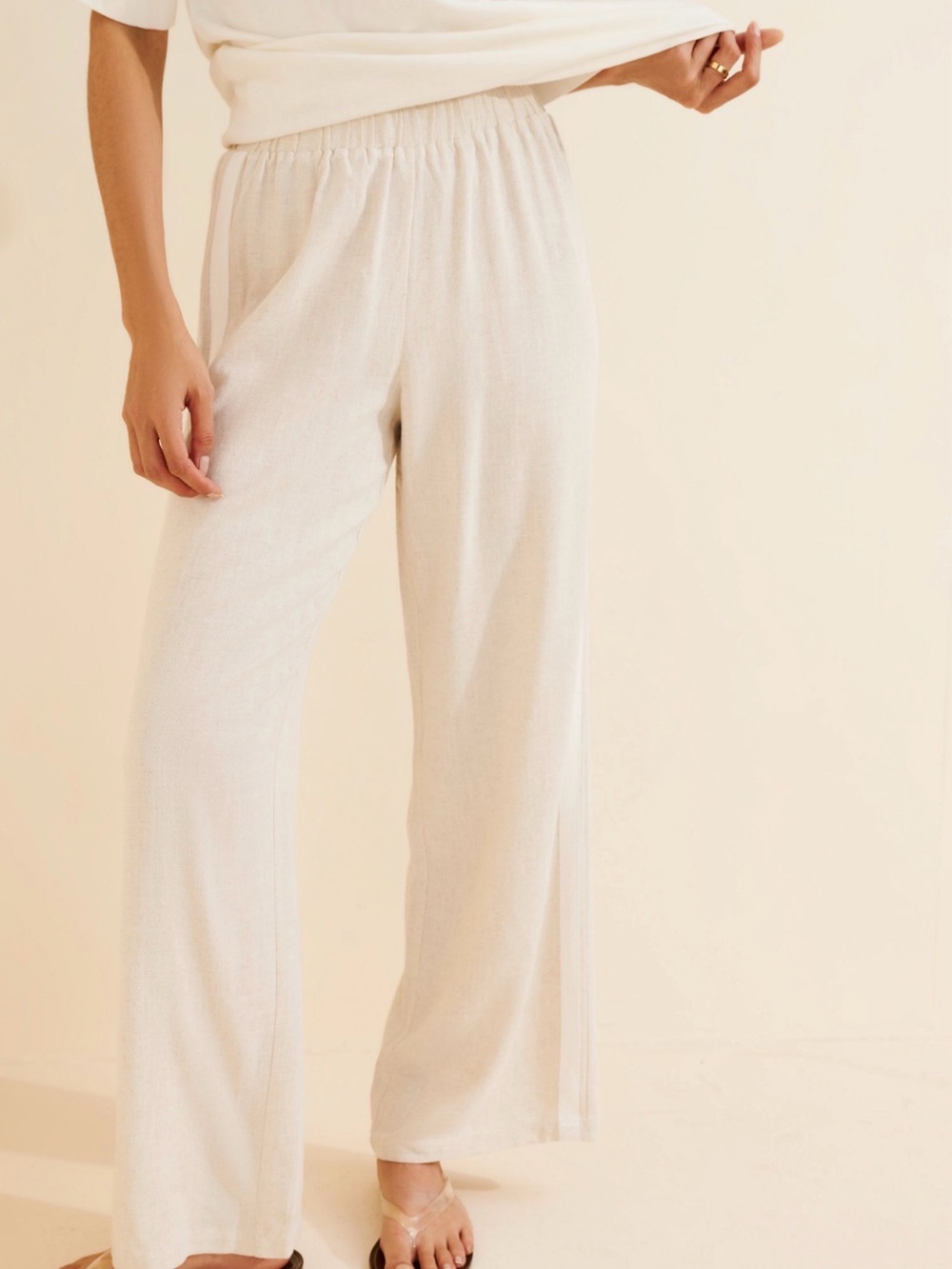 4th and Reckless Striped Beige and White pants